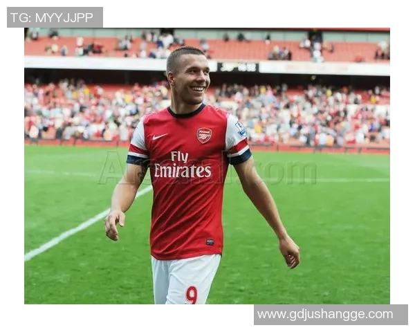 丹尼米汉足球明星的辉煌历程与未来展望分析