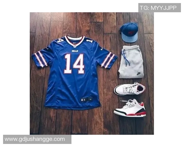 足球明星球衣球鞋全解析助你了解他们的风格与选择