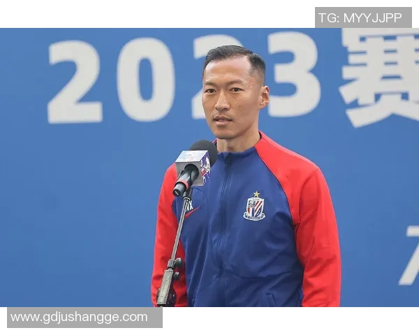 足球明星的腿毛是否影响他们在场上的表现与形象分析